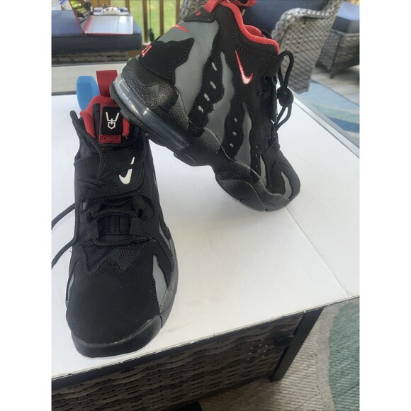 Size 6.5 - Nike Air DT Max \'96 Falcons main image 6